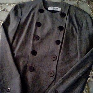 CHETTA B-Peter Noviello & Sherrie Bloom Suit